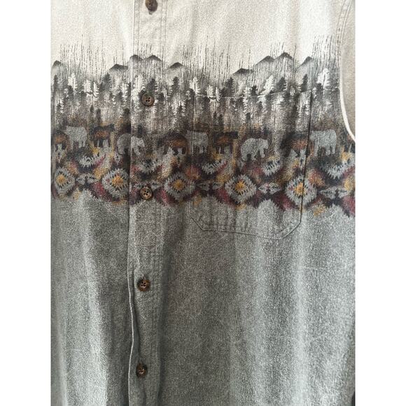 Woolrich Buttondown Flannel Shacket w Country Bear Scene Size Large - Picture 4 of 7